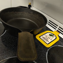 Load image into Gallery viewer, Cast Iron Pan Holder